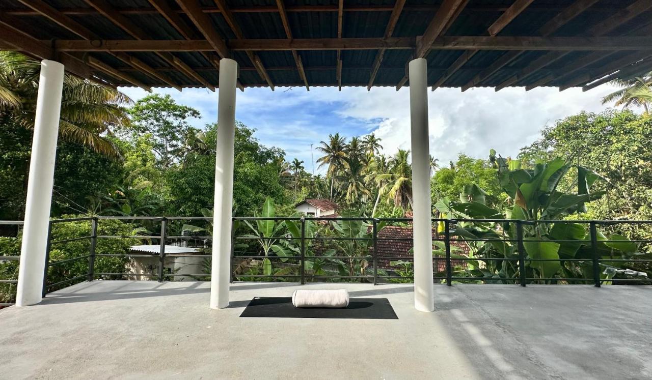 The Well Hostel Ahangama Exterior photo